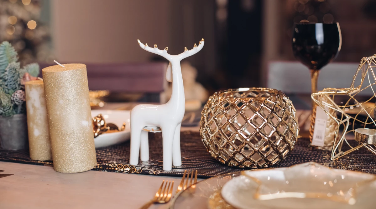 Ranking ozdób świątecznych na stół – najnowsze trendy 2025